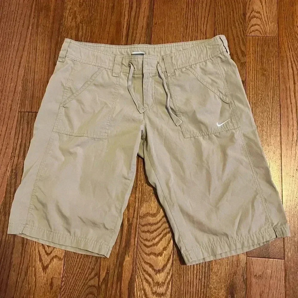 Nike Shorts Sz M((10-12) - Picture 1 of 4